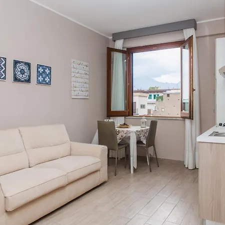 Palazzo Archeo 3*